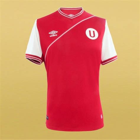 Universitario de deportes tuvo un arranque regular en su primer partido de la temporada frente a melgar. Club Universitario - Peru | Camisas de futebol, Futebol ...
