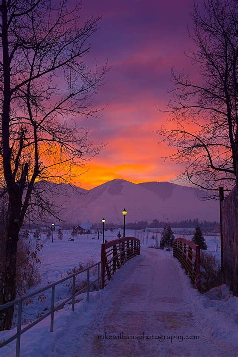 🇺🇸 Winter sunrise in Missoula (Montana) by Mike Williams Photography ️🌅