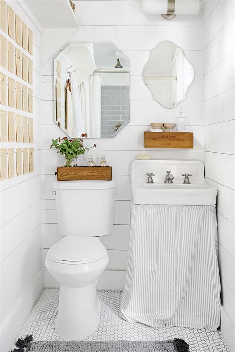 Continue to 11 of 17 below. 27 White Bathroom Ideas - Decorating with White for Bathrooms