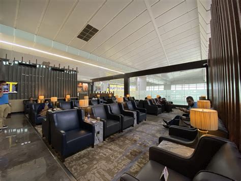 Plaza Premium Lounge Delhi Terminal 3 Domestic Vip Section