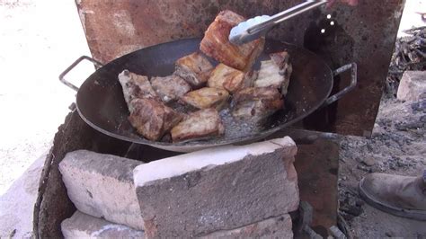 Chipotle pork carnitas or jalapeno pork carnitas. Preparacion de carnitas Caseras - YouTube