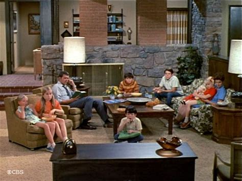 the brady bunch house through the years the brady bunch celebrity houses home tv