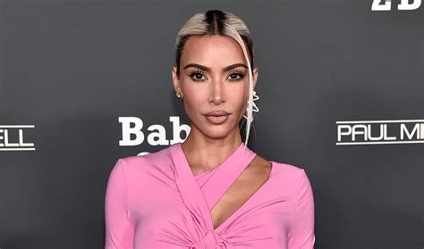 Kim Kardashian Bares Her Backside While Looking Back At 22 Kim