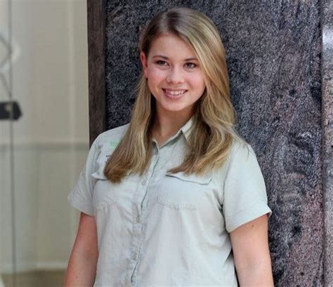 Bindi irwin gave birth to her first child—grace warrior irwin powell. Bindi Irwin - Bindi Irwin named ally of the year at LGBTI ...