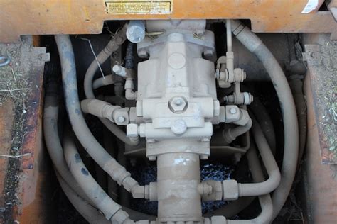 Skid Steer Question Hydraulic Leak In Case 1835 Need Guidance