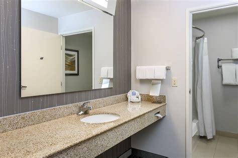 Courtyard Roseville Galleria Mallcreekside Ridge Drive Rooms Pictures