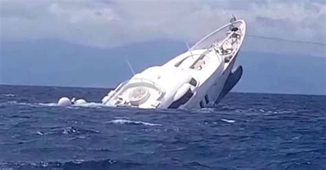 Watch A Super Yacht Sink Off The Italian Coast The Irish Times