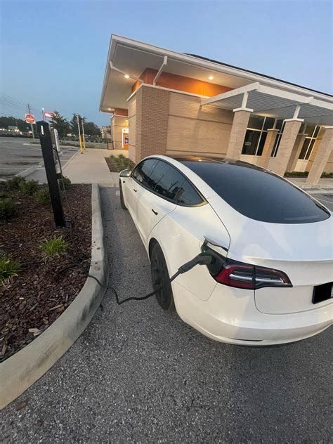 Suncoast Federal Credit Union | Spring Hill, FL | EV Station