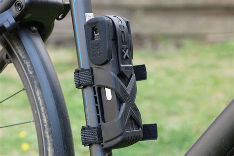 Best chain locks for bikes. Abus Bordo Granit XPlus 6500 Test - Faltschloss
