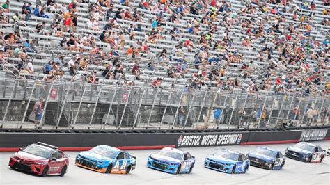 Ever since nascar was formed, the aim has been to provide stock car racing fans the chance to see the best that the sport has to offer. NASCAR All-Star race hosts around 20K fans at Bristol ...