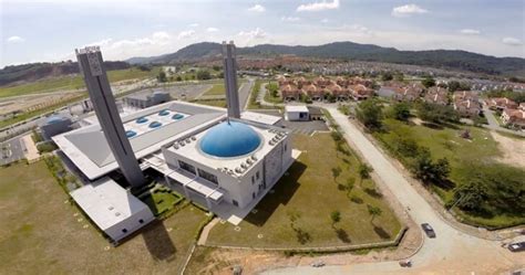 Sholat sunnah di waktu pagi paling mustajab untuk meminta rejeki adalah sholat dhuha. Zero Condensation di Ruang Terbuka Masjid Puncak Alam ...