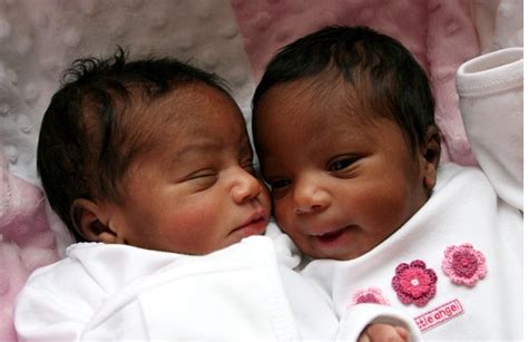 Afikpo Chic Blog Unbelievable Woman Gives Birth To Twins With
