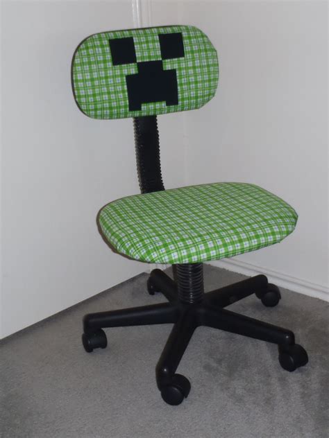 Where to find minecraft clothing and accessories for kids. Pin de Laura Ackerman en Crafty Projects | Dormitorio ...