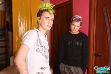Punk Twinks Get Ready For Hardcore Sex On The Couch Porn Pictures Xxx