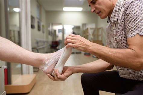 Foot Orthotics Definition Types Uses And How They Help Chegospl