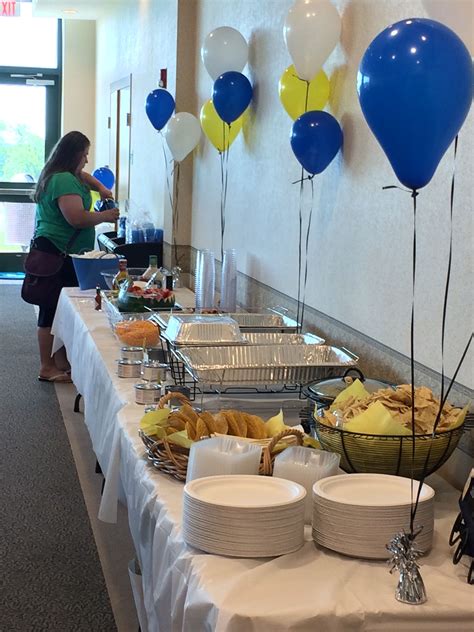 Once you've chosen your centerpieces, decorate with other details like photo books and diy photo boards. Graduation Centerpiece Ideas For Taco Bar : Taco Bar Party ...
