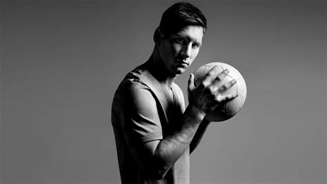 Leo Messi Sports Football Lionel Messi Fc Barcelona Fcb  1085 Kb Coolwallpapers Me