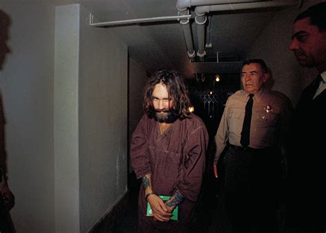 Charles Manson la muerte de uno de los asesinos seriales más célebres