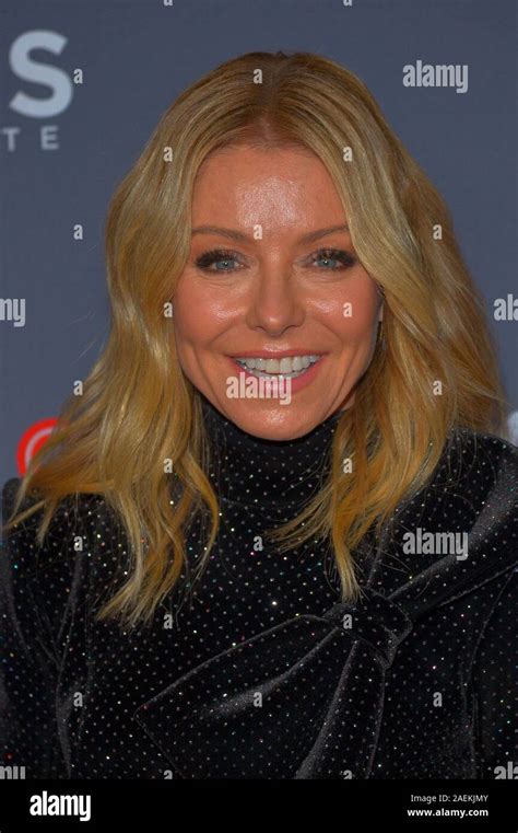 New York Ny December 08 Kelly Ripa Attends The 13th Annual Cnn