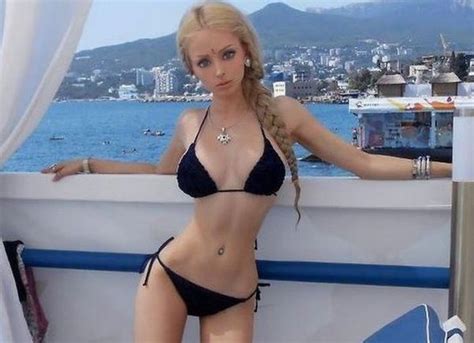 Valeria Lukyanova véritable femme Barbie ladepeche fr