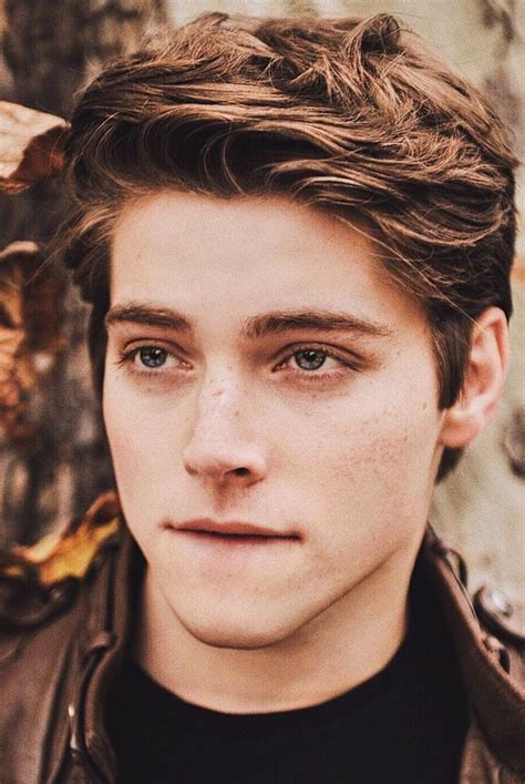 Exquisite Faceclaims Froy Gutierrez Brown Hair Boy Beautiful Boys