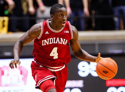 Последние твиты от victor oladipo (@vicoladipo). Victor Oladipo: Net worth, House, Car, Salary, Single ...