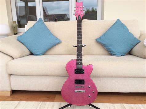 Debutante By Daisy Rock Electric Guitar In Atomic Glitter Pink In