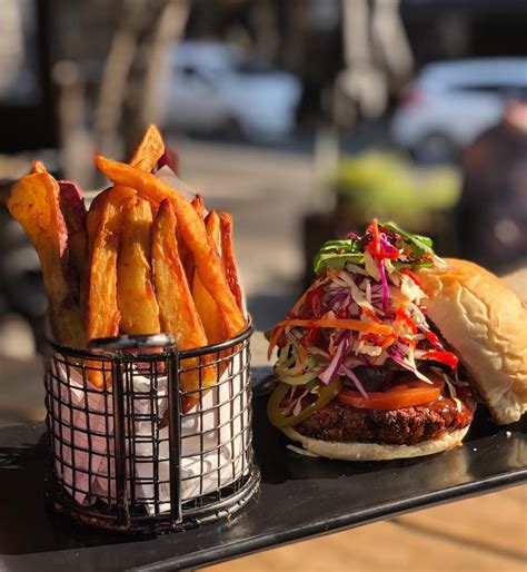 Domestic draft beers are $1.99 (bud, bud light, miller lite, michelob ultra and amberbock). Thursday Food Specials In Cape Town 2019 - Secret Cape Town