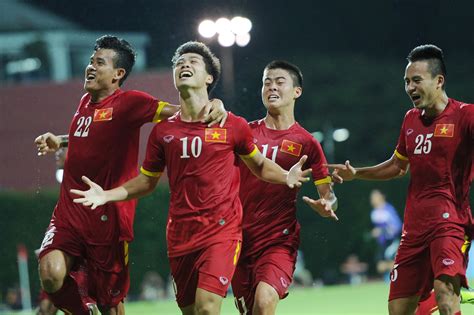 Aff suzuki cup 2018 goal of the tournament. Vietnam Rilis Daftar Pemain Sementara Piala AFF 2018 ...