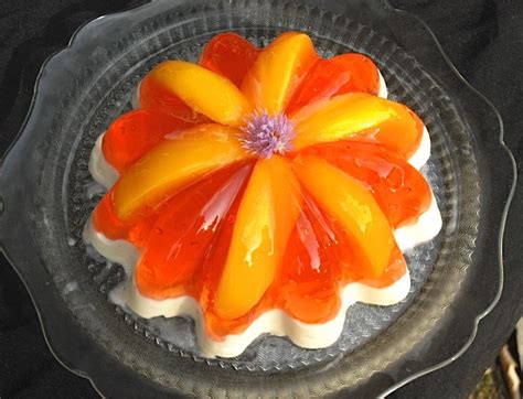 Hot water 1 (3 oz.) pkg. Kitchen Bounty: Peach Jello Mold