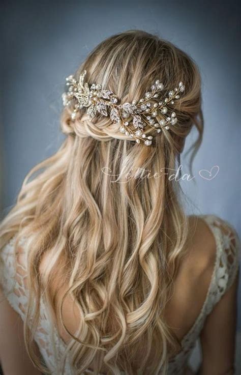 That is why hairstyle should be planned properly. Gorgeous rustic wedding hairstyles ideas 26 - Fashion Best