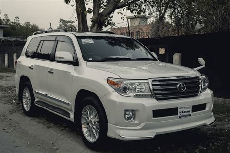 Toyota Land Cruiser 2017 Prices In Pakistan Pictures And Reviews