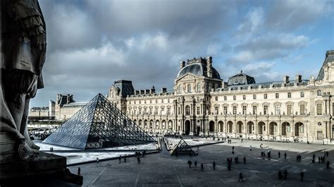 Interagieren Spielplatz Ausrüstung Sake Louvre Gepäck Versteigerung Gegen Suppe