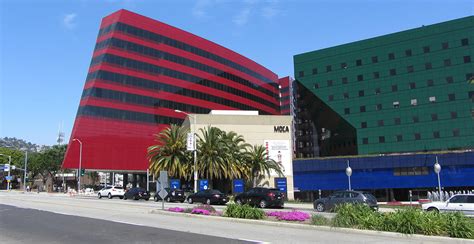 Pacific Design Center Red Building Phase Iii Gruen