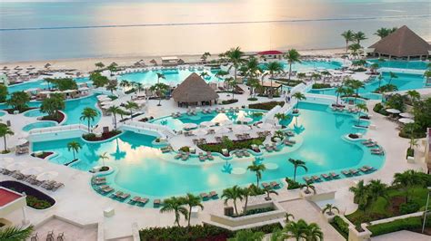 Relax In The Best Swimming Pool In Cancun Moon Palace Cancun Youtube