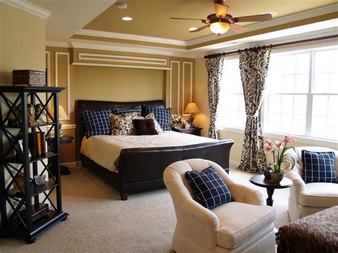 Learn how to use ceiling fans to cool your home and save money this spring. Master bedroom ceiling fans - 25 methods to save your ...