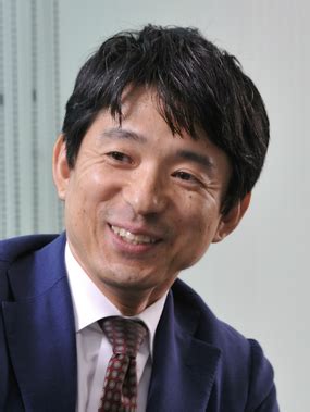 コンテナ船の建造・解撤・喪失 主要運航船社の新規竣工コンテナ船(2018年) 解撤の可能性のある老齢船（2019年8月末現在） 船種別・船質別推移 鋼船の船種別推移 内航船の船型別構成の推移 用途・船質および船種別輸送実績の推移 品目別輸送実績の推移 なぜ投資対象として「船舶」というマーケットを選んだのか ...