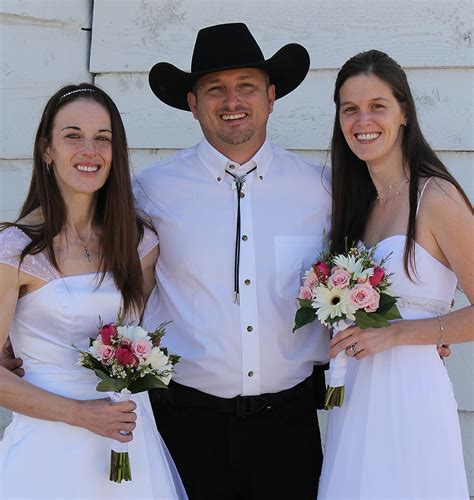 sister wives polygamist applies for marriage license after supreme court decision