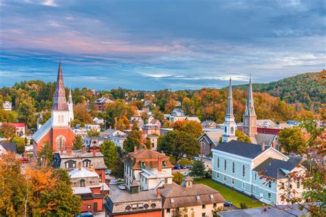 20 Of Americas Most Historic Towns And Cities