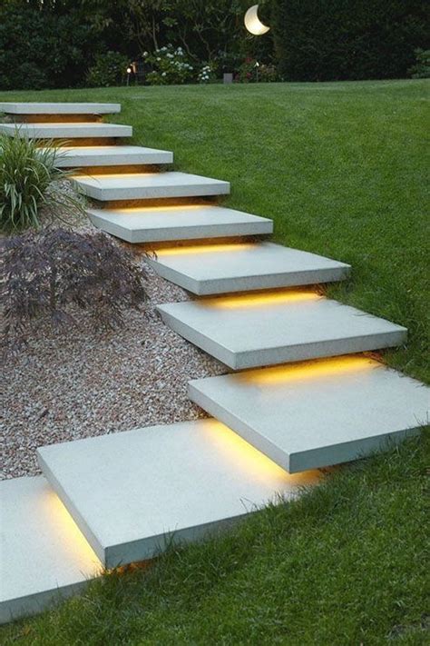 10 Outdoor Staircase Design Ideas