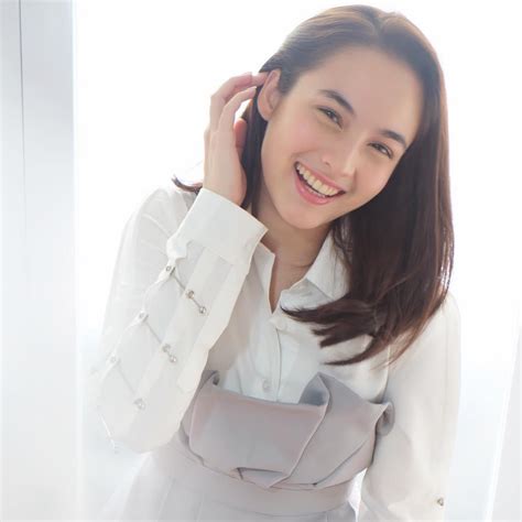 Setiap menerima tawaran untuk saya harus ikut menjalani latihan fisik dan teknik teknik beladiri di tempat latihan iko uwais, kata artis kelahiran washington, amerika serikat, 21 tahun lalu itu. Biodata, Profil, Fakta dan Foto Chelsea Islan | Dailysia