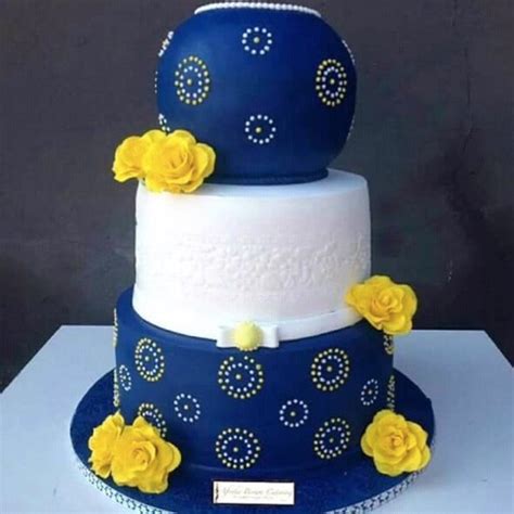Traditional Wedding Cakes