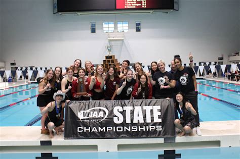 Girls Swim And Dive Wins State Title The Mihs Islander