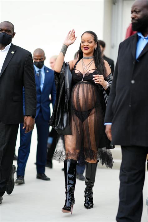 Rihanna Wears Her Sexiest Pregnancy Style Yet To Paris Fashion Week Myjoyonline