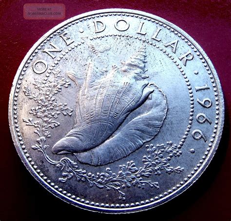 Rare Uncirculated Issue 1966 Bahamas 800 Silver Dollar Conch Shell Coin