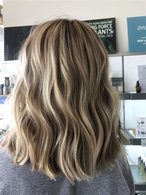 Bright Beige Blonde Highlights Long Hair Styles Bright Beauty