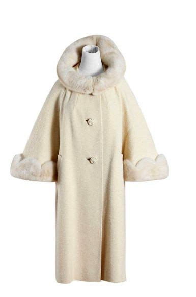 1950s Youthcraft Ivory Wool Mink Fur Swing Coat Stylish Outerwear