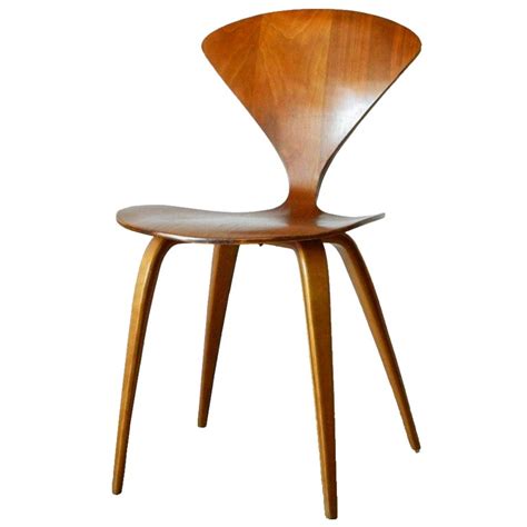 Norman Cherner Molded Plywood Chair For Plycraft At 1stdibs