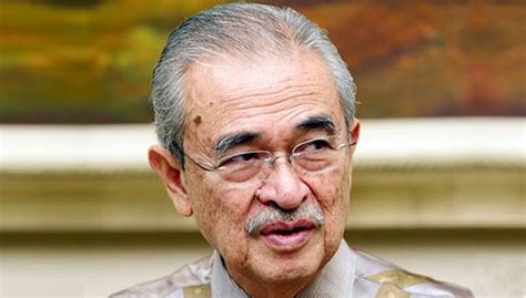 عبدالله بن حاج أحمد بداوي‎‎; Berita tular dikaitkan Tun Abdullah Badawi adalah palsu.