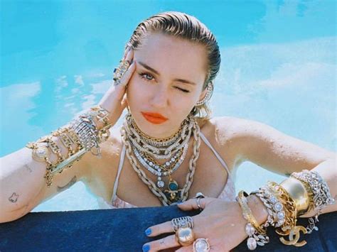 Miley Cyrus Drops New Ep ‘she Is Coming Music Gulf News